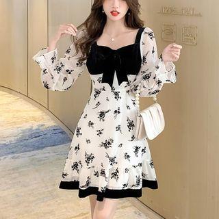 Long Sleeve Square Neck Velvet Panel Floral A-line Dress