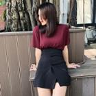 Short-sleeve T-shirt / High-waist A-line Skirt