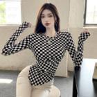 Long-sleeve Asymmetrical Checkerboard T-shirt