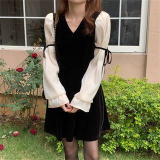 V-neck Ruffled Bell-sleeve Velvet A-line Dress