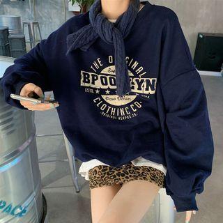 Set: Cable-knit Scarf + Lettering Pullover