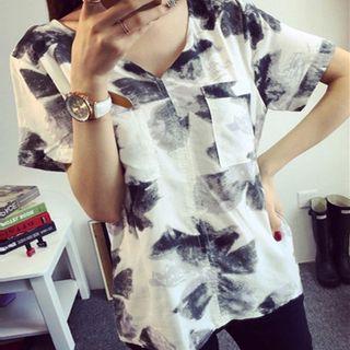 Printed V-neck Short Sleeve Shirt