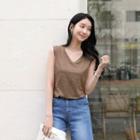 Sleeveless V-neck Linen T-shirt