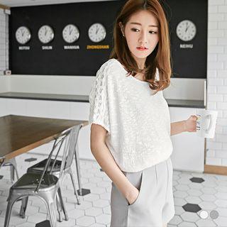 Short-sleeve Lace Panel Melange T-shirt