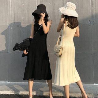 Sleeveless V-neck Knit Midi A-line Dress