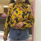 Long-sleeve Cold Shoulder Printed Top