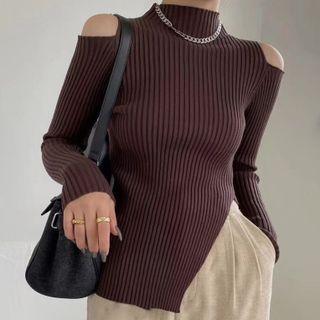 Mock-neck Cold-shoulder Slit Knit Top