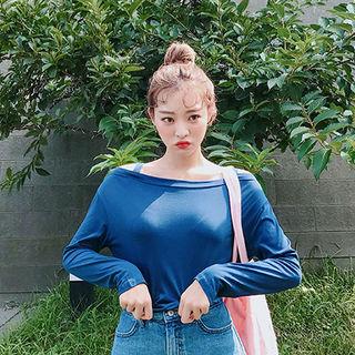 Strappy Off-shoulder T-shirt