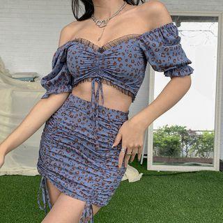 Short-sleeve Leopard Print Top / Mini Skirt