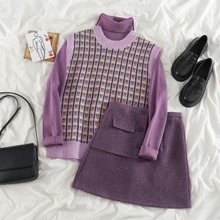 Mock-neck Sweater / A-line Skirt