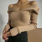 Long-sleeve V-neck Ribbed Knit Crop Top Khaki - One Size