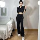 Collar Cropped T-shirt / Loose Fit Pants