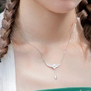 Rhinestone Shell Flower Pendant Necklace 1pc - Silver - One Size