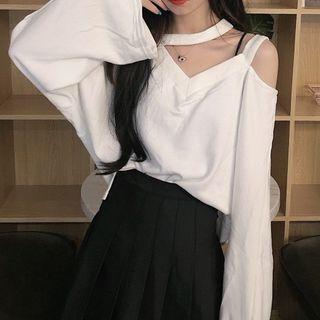 Long-sleeve Cutout-shoulder Halter Top