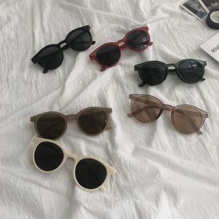 Circle Sunglasses In 6 Colors