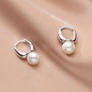 Sterling Silver Faux Pearl Earring