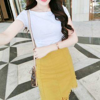 Set: Plain Short-sleeve T-shirt + Fringed Pencil Skirt