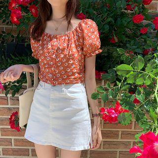 Short-sleeve Floral Crop Top