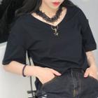 Plain Elbow Sleeve T-shirt With Lace Choker