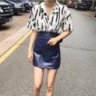 Short-sleeve Print Shirt / High-waist A-line Skirt