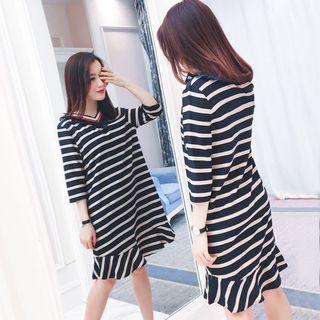 Striped 3/4-sleeve V-neck Dress