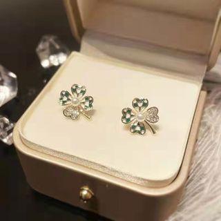 Clover Checker Faux Pearl Alloy Earring 1 Pair - Gold & Green & White - One Size