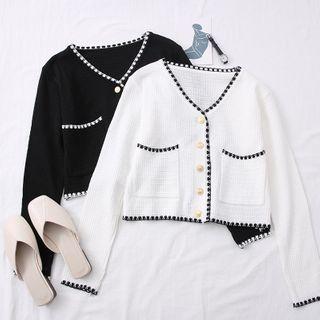 Contrasted Button-down Crop Knit Top