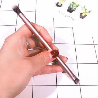 Dual Head Eyeshadow Makeup Brush Dual Head Eyeshadow Makeup Brush - One Size