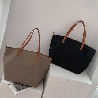 Contrast Handle Zip Tote Bag
