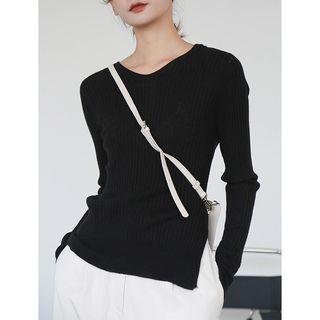 V-neck Slit Ribbed Knit Top