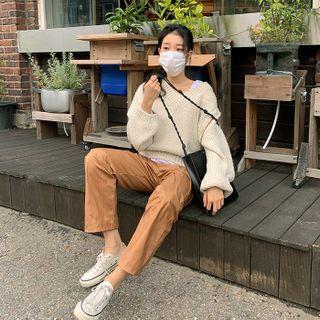 Coated Crinkled Straight-cut Pants