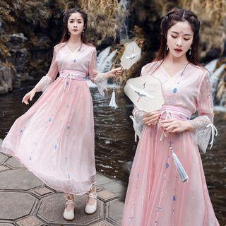 Floral Embroidered Tie-waist Hanfu Maxi Dress