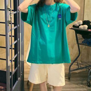 Short Sleeve Embroidered Loose-fit T-shirt
