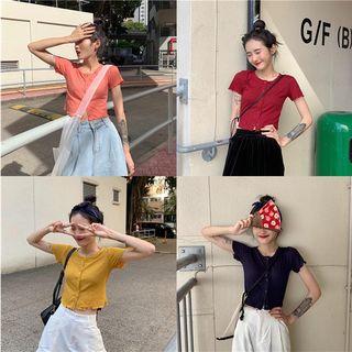 Plain Button-back Top