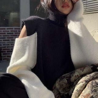 Cold Shoulder Two-tone Turtleneck Sweater Black & White - One Size