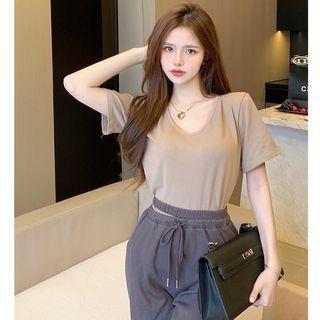 V-neck Loose T-shirt In 6 Colors