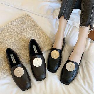 Round Metal Disc Faux Leather Loafers