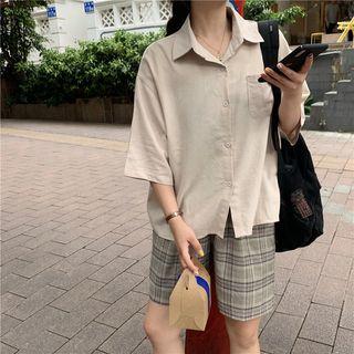 Elbow-sleeve Shirt / Plaid Wide-leg Shorts