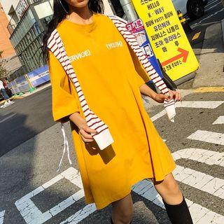 Lettering Elbow-sleeve T-shirt With Hooded Shawl