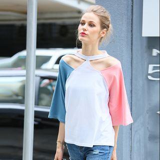 3/4-sleeve Cutout Color-block Top