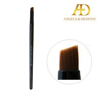 Angled Brow Brush
