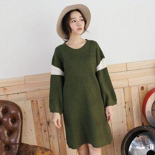 Long-sleeve Contrast-color Knit Dress