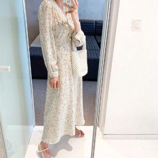 V-neck Puff-sleeve Floral Print Dress