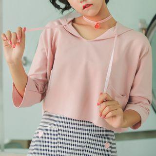 Plain 3/4-sleeve Cropped Hoodie