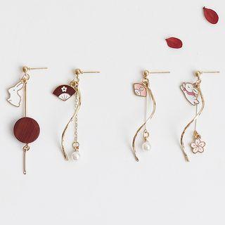 Alloy Rabbit & Fan Dangle Earring (various Designs)