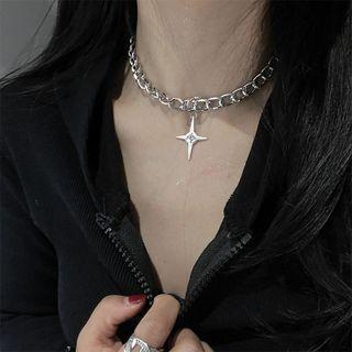 Star Rhinestone Pendant Alloy Choker Silver - One Size