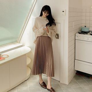Plus Size Band-waist Pleated Skirt