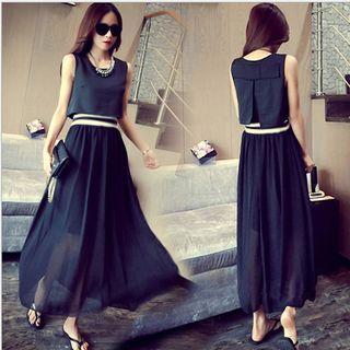Mock Two Piece Sleeveless Maxi Dress