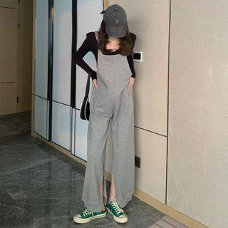 Slit-hem Loose Jumper Pants / Padded-shoulder Plain T-shirt