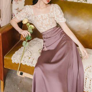 Short-sleeve Lace Top / Midi A-line Skirt